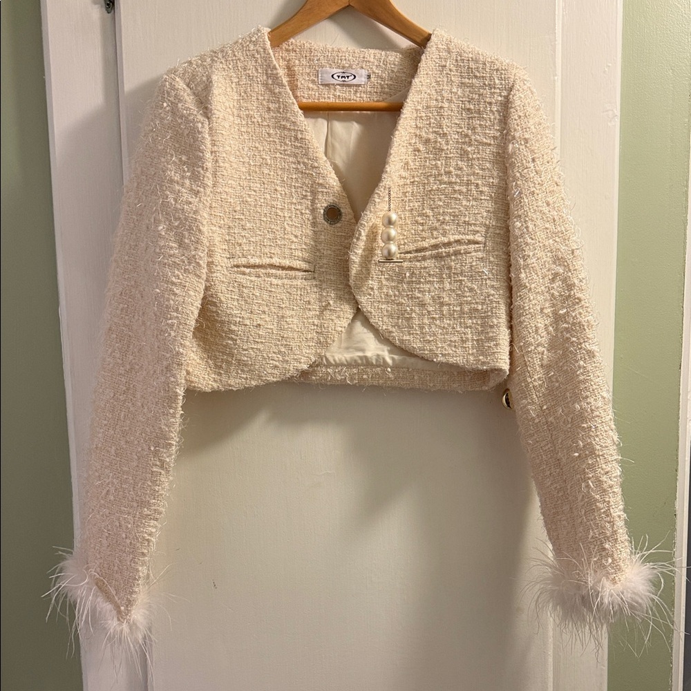 Chic Cream Cropped Blazer with Feather Accents